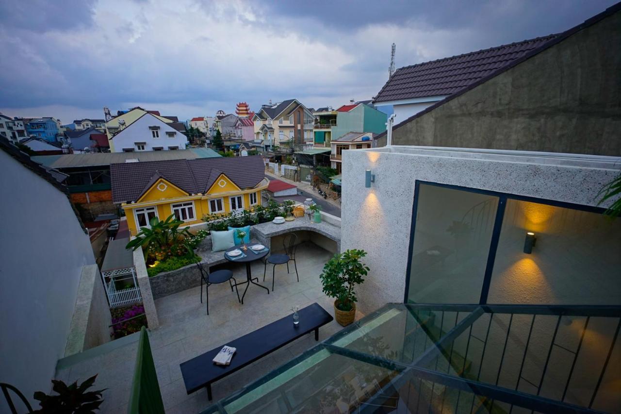 Circle Chiquilla Hostel Da Lat Exterior photo
